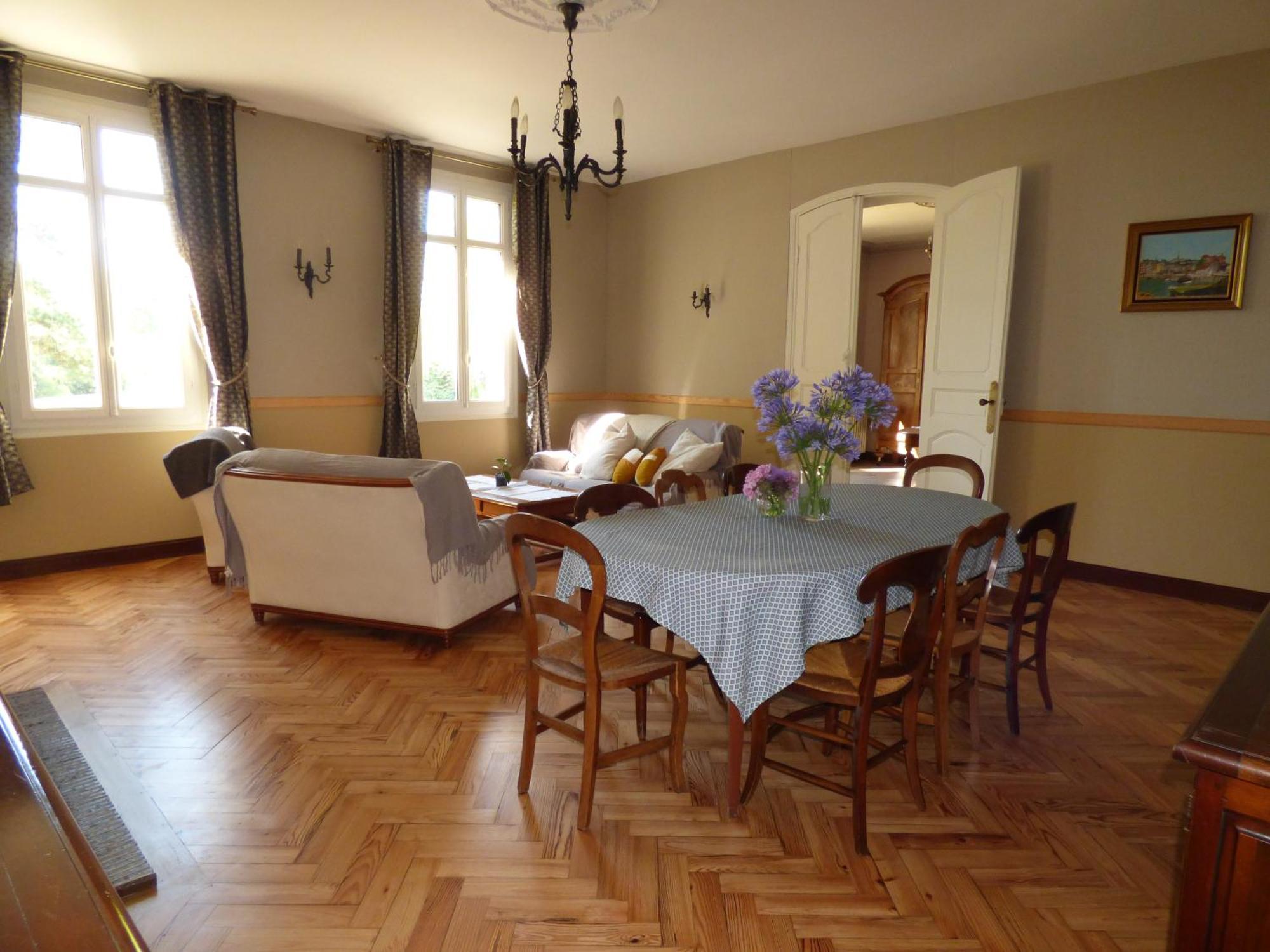 Chateau Magondeau Saillans  Ngoại thất bức ảnh